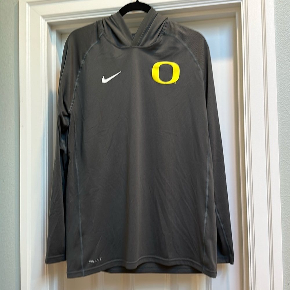 Men’s Nike, Oregon ducks lightweight hoodie, Large, Gray